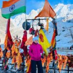 Shilpa Thakre Instagram - Kedarnath That too on birtday❤️ #shilpathakre #expressionqueen #specialday #kedarnath #bhole #bholenath #birthday #birthdaygirl #birthdayparty #gratitude #god #harharmahadev #shambhu #mahadev #shiva #shivji #neelkanth #devbhoomi #uttarakhand Kedarnath Temple-केदारनाथ मंदिर