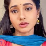 Shilpa Thakre Instagram - बस ख़ुश रहा करो 😂 #shilpathakre #expressionqueen #fun #funny #funnyvideos #reelsvideo #reelitfeelit #reelsinstagram #viral #viralvideos #instagram #insta #instagood #instamood #likeforlikes #share #comment