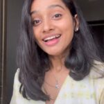 Shilpa Thakre Instagram - save करलो मेरी video आपका दिन अच्छा जायेगा🤪 #shilpathakre #expressionqueen #cute #likeme #likeforlikes #instagram #insta #instagood #instadaily #share #trend #trendingreels #trendingnow #viralvideo #viral #viralreels