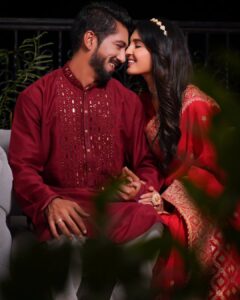 Shiny Doshi Instagram - Starry-eyed and moonstruck, all for the one I love! 🌟🌙
 #LoveUnderTheMoon #karvachauth ❤️♾️ 🧿

Thank you @kalkifashion for making our karvachauth special ❤️ 

📷 @abhay_r_kirti ❤️

Happy karvachauth everyone ❤️ 🌙