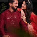 Shiny Doshi Instagram - Starry-eyed and moonstruck, all for the one I love! 🌟🌙 #LoveUnderTheMoon #karvachauth ❤️♾️ 🧿 Thank you @kalkifashion for making our karvachauth special ❤️ 📷 @abhay_r_kirti ❤️ Happy karvachauth everyone ❤️ 🌙 Mumbai, Maharashtra