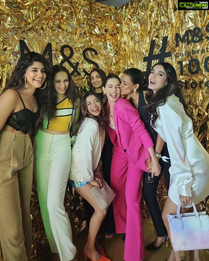 Shiny Doshi Instagram - Congratulations @marksandspencerindia on your 100th store. Wishing you many more 🫶🥳 #marksandspencer #100 #aboutlastnight Marks and Spencer