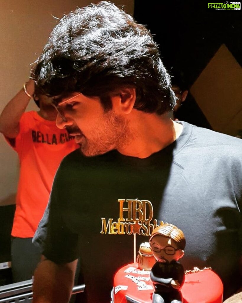 Shirish Sharavanan Instagram - ‪Thank you to everyone for all the love and support you have shared with me on my birthday. Thank you from the bottom of my heart. It feels great to know I'm surrounded by an amazing family and wonderful friends 🥰🥰🤗🤗❤️🥳😇‬ #quarantine #birthday #maskson #thankyouall