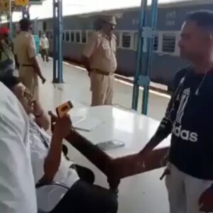 Shirish Sharavanan Instagram - #nocaptionneeded #corona #virus #india 🇮🇳 what shall be done to this person ! Doubt if even INDIA is safe to be in ??