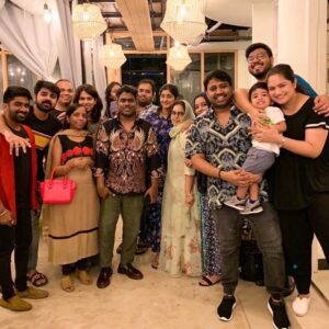 Shirish Sharavanan Instagram - Happy bday @itsyuvan ❤️💐 #family #friends @taniasamtani @irfanmalik1983 @drinkteaandread @abineshelangovan @nandhini01 #ike #zia @bhavatha