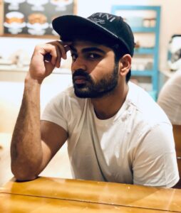 Shirish Sharavanan Instagram - Happpyyyy weekend guyssss 🥳🌟