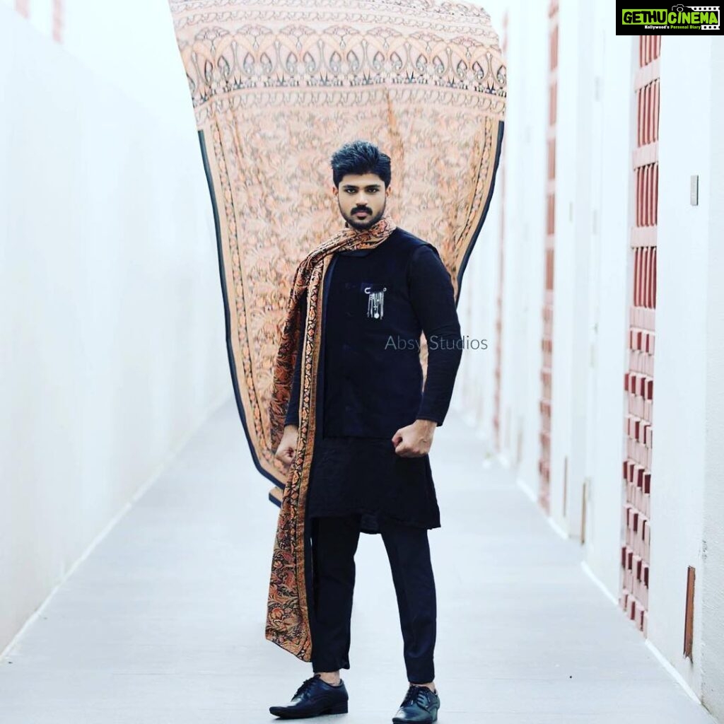 Shirish Sharavanan Instagram - #throwback #monday #photoshoot @dimensions.dmns @absystudios @ashwin.thiyagarajan @anushaswamy