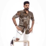 Shirish Sharavanan Instagram - Last day of 2020... 🤪