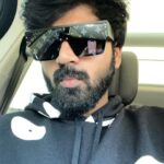 Shirish Sharavanan Instagram - “𝘼𝙡𝙡 𝙖𝙗𝙤𝙪𝙩 𝙩𝙝𝙚 𝙫𝙞𝙗𝙚.” 😇❤️🎵 #tuesday #randomclick