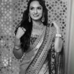 Shivani Baokar Instagram - Ever fascinated about how the old era felt like? 🤭🤍🖤 Makeup & hair - @makeupbyberdesaurabh Photographer- @kunal_mohite_photography Styling - @makeupbyberdesaurabh @style_by_pradnyaaaaa__ Designer - @rashmi.s_the_rental_boutique Jewellery - @jizajewellerystudio Nath & hair accessories - @morpankh_jwells Location - @setsinthecity.in Shoot managed - @style_by_pradnyaaaaa__ Sets in the City