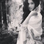 Shivani Baokar Instagram – 🖤

PC @riteshnikamphotography