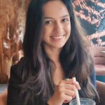 Shivani Baokar Instagram - Be You! The world will adjust. Captured by @milindshirke #keepitsimple #happiness #coffeetime #flowers #smile #instadaily #naturephotography #minimalove #details #minimalismo #summer #follow #elegance #ig #mood #smile #ootd #bnw #slowliving #happy #minimalista #travel #portrait #perfection #minimalobsession #artist #photo #goodvibes #natural #minimalhunter
