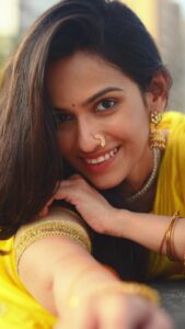 Shivani Baokar Instagram - Vids vs Pictures 🎥📸🕊️ Shot by @riteshnikamphotography