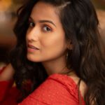 Shivani Baokar Instagram - Eyes hold conversation ❣️ Captured by @milindshirke MUA and styling @makeupbyberdesaurabh Location credits @the.tipsytiger Outfit @howwhenwearclothing #eyes #beauty #love #beautiful #fashion #instagood #photooftheday #model #cute #style #hair #makeup #girl #pretty #smile #me #lashes #girls #lips #photography #stylish #art #outfit #dress #nails #styles #shoes #pink #eyeshadow #portrait