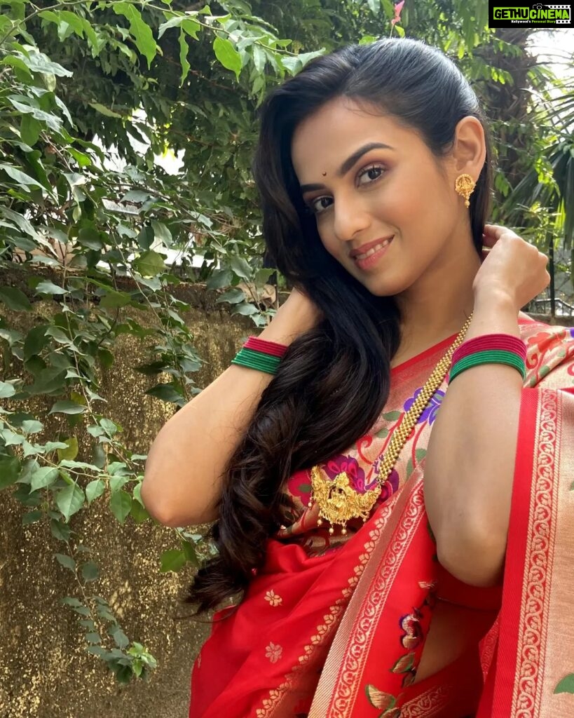 Shivani Baokar Instagram - दिवस दुसरा ❤️ #रंग #लाल