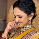 Shivani Baokar Instagram - ❤️❤️ In frame - @shivanibaokar 🥰🫰🏼 Makeup & hair - @makeupbyberdesaurabh Styling - @makeupbyberdesaurabh @style_by_pradnyaaaaa__ Designer - @shobha_designer_24 Jewellery - @jizajewellerystudio Nath & hair accessories - @morpankh_jwells Location - @setsinthecity.in Shoot managed - @style_by_pradnyaaaaa__ Sets in the City