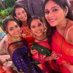 Shivani Baokar Instagram – Let’s call it a star studded night maybe? Met these beautiful ladies and ofcourse ‘Hardik’ too, together after long ✨❤️
#SoMuchTalentinOneFrame 🤌🏻😁

Thank you @cmomaharashtra_
for having us over!

#funtime #lastnight #marathientertainmentindustry
#marathicelebrity #mumbai #ganpatibappamorya #cmomaharashtra #jaihind Varsha Bungalow Official Residence of Chief Minister of Maharashtra
