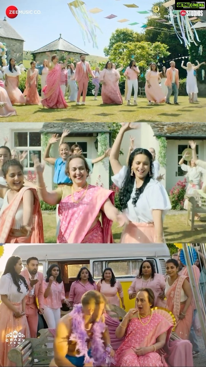 Shivani Surve Instagram - झेप घ्यायला आभाळ खाली घेणाऱ्या साऱ्यांचं.. आपल्या मराठी पोरींचं.. झिम्मा २ चं पहिलं गाणं! ‘मराठी पोरी’ गाणं पहा इथे: https://bit.ly/MarathiPori ‘झिम्मा २’ २४ नोव्हेंबर पासून तुमचे आमचे REUNION चित्रपटगृहात..! #MarathiPori #झिम्मा२ #Jhimma2 #JhimmaSequel #Jhimma2On24Nov #JhimmaReunion A Film By @hemantdhome21 @officialjiostudios @jiostudiosmarathi @cypplofficial @chalchitramandalee @crazyfewfilms #JyotiDeshpande @aanandlrai @kshiteejog @saneness_ @ajinkya_dhamal viiraaj @urfikazmi @irakarnik #SuhasJoshi @nirrmitesaawaant @suchitrabandekar @sidchandekar @iamrinkurajguru @iam_shivanisurve @sayali_sanjeev_official @orlacottingham @jackcmcginn @satyajeet_shobha_shriram @faizee222 @amitrajmusic @kshitijpatwardhan @adarshshinde @vaishalisamant @mugdhakarhade @zeemusicmarathi @adityabedekar @sachingurav @justrightstudioznx