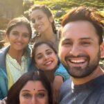 Shivani Surve Instagram – 🙌🏻🙌🏻🙌🏻🙌🏻🙌🏻

#jhimma2 #girlstrip ❤️