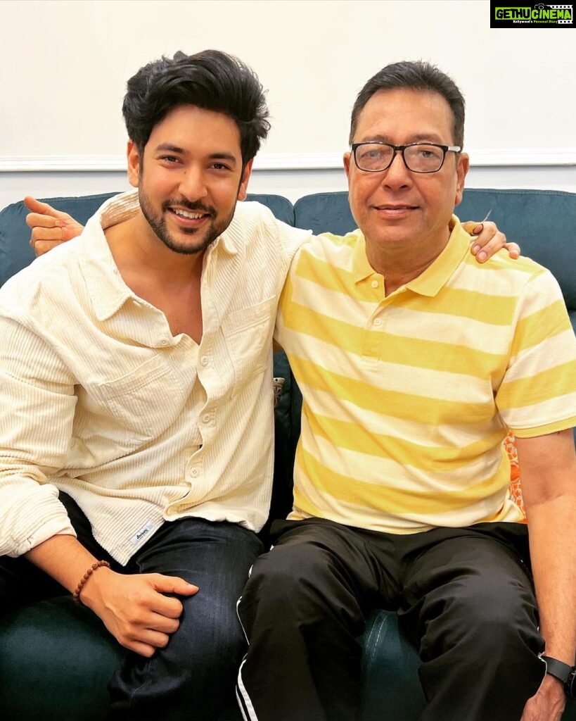 Shivin Narang Instagram - “Happy Birthday to the man who’s not only my father but also my Hero 🎂♥️ Happy Birthday Papa ….Luvuuu