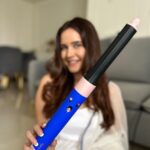 Shivshakti Sachdev Instagram - Ready to embrace Diwali in style? Let me introduce you to the Dyson Airwrap in the special edition Blue Blush shade - your ultimate solution for achieving salon-quality, flawless hair right in the cozy confines of your home, all while ensuring zero heat damage!✨ #DysonHair #DysonAirwrap #DysonIndia #dysonfestivestyling #hair #haircare #haircaretips #hairstyling #safe #gifted Mumbai - मुंबई