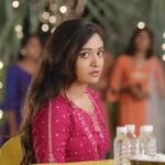Shraddha Dangar Instagram – Tune into the beautiful melody of Aav Ashaadi from the movie #Chandlo! ✨📣🎬
Full song OUT NOW exclusively on Times Music. 
Link in bio – @timesmusichub
@kaajalov @manavgohil @shraddhadangar_official @thejayeshmore @the_hardik_gajjar  #JyotiDeshpande @officialjiostudios @hardikgajjarfilms @thebackbencherpict @poonam.shroff @iparthgajjar  @sachinjigar @soulfulsachin @jigarsaraiya @milindosphere @timesmusichub @officialjiocinema