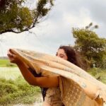 Shraddha Dangar Instagram – 🤍
Abhi , yashraj production ka aur wait nahi kar sakti,
Made my own version of album song wearing saari , production sasta vala hai toh edit Instagram se karna pada ! 
However, the weather plays a significant role in this 🫠
