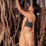 Shraddha Dangar Instagram - 🍂 . Beautifully captured by @rohin_photographer 🤌🏻