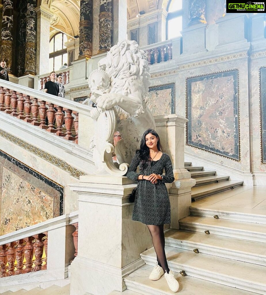 Shraddha Dangar Instagram - Marble, marble and some more marble ! 🤍🤍🤍 Spent 5hours in this magnificent museum 🤌🏻 Kunsthistorisches Museum Vienna