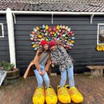 Shraddha Dangar Instagram - If you wish to get an accurate impression of life in Holland in the 17th and 18th centuries, visit the Zaanse Schans. In this region, you will see authentic houses, windmills, a cheese factory and other crafts. Both inside and out, the old Zaan style is visible. 🧀 🫶🏼💕 Zaanse Schans - Amsterdam, Holland