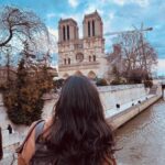 Shraddha Dangar Instagram - Paris, I louvre you ! 🤍🤌🏻 Norte Dame, Paris