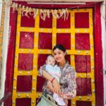 Shraddha Dangar Instagram - में अगर कहूँ , तुमसा हसीन कायनात में नहीं है कही , तारीफ़ ये भी तो सच है कुछ भी नहीं ….. ❤️ - Masi’s boy 🫶🏻 . @mansi_buddhadev