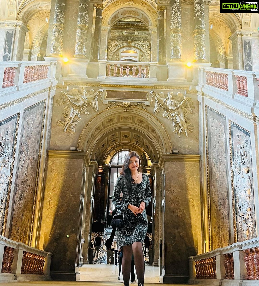 Shraddha Dangar Instagram - Marble, marble and some more marble ! 🤍🤍🤍 Spent 5hours in this magnificent museum 🤌🏻 Kunsthistorisches Museum Vienna