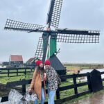 Shraddha Dangar Instagram - If you wish to get an accurate impression of life in Holland in the 17th and 18th centuries, visit the Zaanse Schans. In this region, you will see authentic houses, windmills, a cheese factory and other crafts. Both inside and out, the old Zaan style is visible. 🧀 🫶🏼💕 Zaanse Schans - Amsterdam, Holland