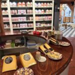 Shraddha Dangar Instagram - If you wish to get an accurate impression of life in Holland in the 17th and 18th centuries, visit the Zaanse Schans. In this region, you will see authentic houses, windmills, a cheese factory and other crafts. Both inside and out, the old Zaan style is visible. 🧀 🫶🏼💕 Zaanse Schans - Amsterdam, Holland