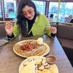 Shraddha Dangar Instagram - Carrousel and Dutch pancakes (Poffertjes) 🥞🫠 . . . . . . . . . . . . . . . . . . . . . . . . . . #amsterdam #amstergram #amsterdam🇳🇱 #ams #amsterdamcity #amsterdammer #pancakes #dutch #dutchpancakes #amsterdamworld #amsterdam_streets De Carrousel Pannenkoeken