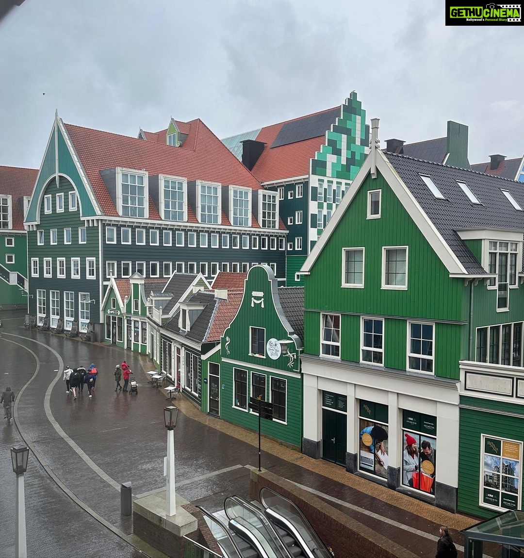 Shraddha Dangar Instagram - Zaandam or A city full of TOY houses !!???🫠Zaandam, North Holland