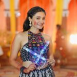 Shraddha Dangar Instagram – “Dil ma bawaal” bolo kevu lagyu song?? Na joyu hoi to jaldi joi lo
#linkinbio 
.
@rajdeepchatterjeeofficial 
@unitedwhiteflag 
@veebhutipatel 
.
Wearing @_vulcal_