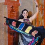 Shraddha Dangar Instagram – “Dil ma bawaal” bolo kevu lagyu song?? Na joyu hoi to jaldi joi lo
#linkinbio 
.
@rajdeepchatterjeeofficial 
@unitedwhiteflag 
@veebhutipatel 
.
Wearing @_vulcal_