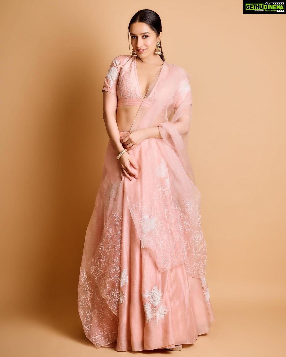 Shraddha Kapoor - 2.8 Million Likes - Most Liked Instagram Photos