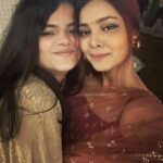 Shraddha Sharma Instagram – I attended my FIRST EVER Diwali party last night and it was hella fun❤️❤️❤️
@tripathimanya I love you ❤️❤️
@shraddhashreee @akeylessplayskeys Thank you for having me🥹❤️