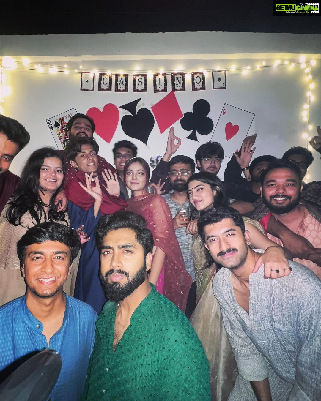 Shraddha Sharma Instagram - I attended my FIRST EVER Diwali party last night and it was hella fun❤️❤️❤️ @tripathimanya I love you ❤️❤️ @shraddhashreee @akeylessplayskeys Thank you for having me🥹❤️