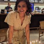 Shraddha Srinath Instagram - 29.09.23. Spent the day with my family and friends and celebrated myself. Stayed away from social media (and it was the easiest thing to do). Grateful for each and everyone who was there, for every text and call, for every message I received on my social media and for this amazing Matilda cake by @bakesbysudha and the cake topper 😂 it was everything I could have asked for. Trippy Goat Cafe