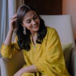 Shraddha Srinath Instagram - For #Irugapatru promotions Shot by @nikileshwar Wearing @labelshireenshahana Jewellery @rimliboutique Footwear @aldo_shoes Styling @themisvanessa Makeup @makeupbysalonij Hair @kammarishivarajchary Assisted by @shivu.bm.549 Managed by @vidhyaabreddy #Irugapatru #Promotions #ShraddhaSrinath #ShireenShahana #Rimli #ALDOShoes #ALDOIndia