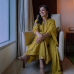 Shraddha Srinath Instagram - For #Irugapatru promotions Shot by @nikileshwar Wearing @labelshireenshahana Jewellery @rimliboutique Footwear @aldo_shoes Styling @themisvanessa Makeup @makeupbysalonij Hair @kammarishivarajchary Assisted by @shivu.bm.549 Managed by @vidhyaabreddy #Irugapatru #Promotions #ShraddhaSrinath #ShireenShahana #Rimli #ALDOShoes #ALDOIndia