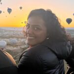 Shraddha Srinath Instagram - I could have bought at least 2 more kilos of Turkish delights but did I listen to my inner voice???? Do I ever??? Photos 1,4,5,6 and 8 taken by @sapnasrinathtravels Photo #2 by my niece Photo #3 by @rama.srinath Türkiye