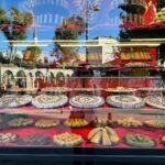 Shraddha Srinath Instagram - I could have bought at least 2 more kilos of Turkish delights but did I listen to my inner voice???? Do I ever??? Photos 1,4,5,6 and 8 taken by @sapnasrinathtravels Photo #2 by my niece Photo #3 by @rama.srinath Türkiye