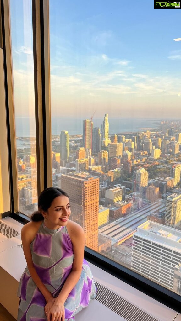 Shrenu Parikh Instagram - When home asthetics are set right! Photo session to banta hai! Photographers were mumma and papa🥰 Location shubham’s home 🥰 . #chicago #trips #family #reunion #funtimes #indianphotography #traditional #festivewear #outfit #sunnyday #usa🇺🇸 Chicago, Illinois
