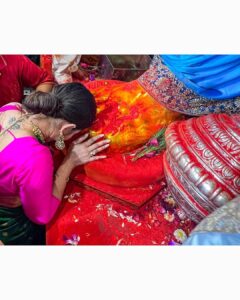 Shreya Bugde Instagram - पुढच्या वर्षी लवकर या ......🌺 Lal Bagh Cha Raja
