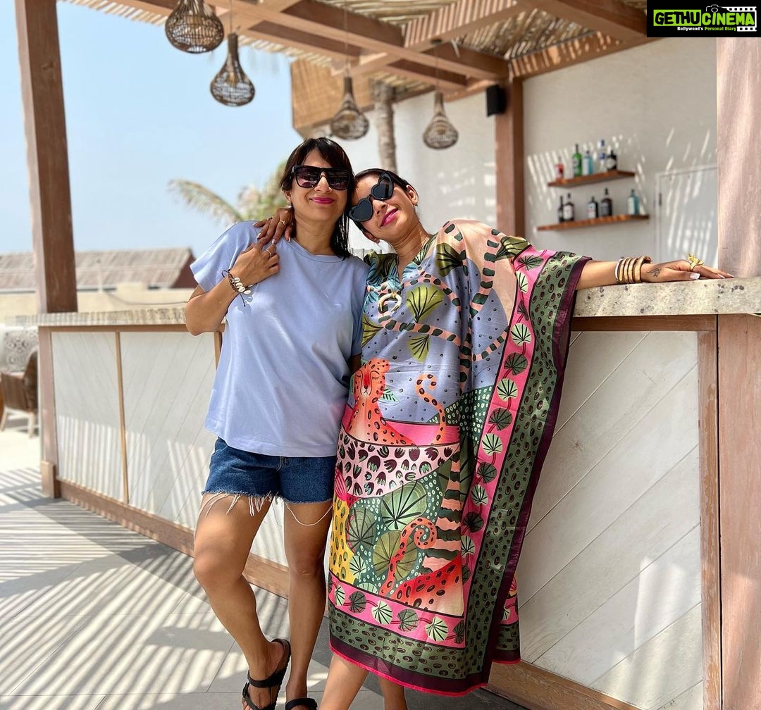 Shreya Bugde Instagram - Happiest birthday to the one who sees me exactly as who I am & thinks that’s enough … My rock, my wall ,my biggest strength & my strongest support.. No matter the number of arguments & quarrels we have 🙈 my heart shall forever love n cherish you untill the day it stops beating . Having you as my sister is one of the greatest blessing of my life @tejalkm PS : may you forever keep slaying in your LV’s, GUCCI’s ,LOUBOUTIN’s & CHANNEL’s …😎❤️😘💃 I love you with everything I have DIDI.. my most beautiful girl ! There’s no one like you .. my limited edition 😘